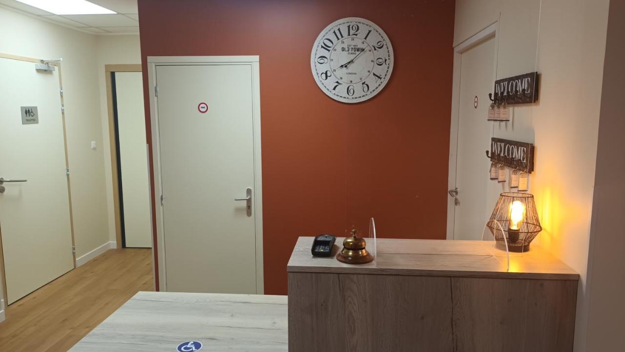Le Petit Logis Hotel Beaumont-en-Véron Eksteriør billede