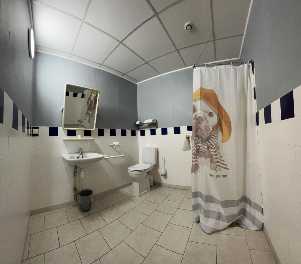 Le Petit Logis Hotel Beaumont-en-Véron Eksteriør billede